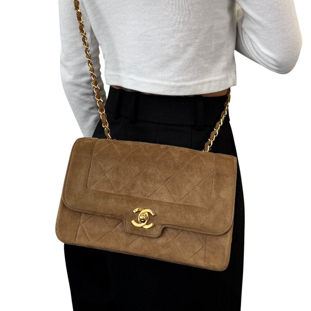 CHANEL Vintage CC Logo Turnlock Quilted Suede Flap Bag Brown Gold [105661]